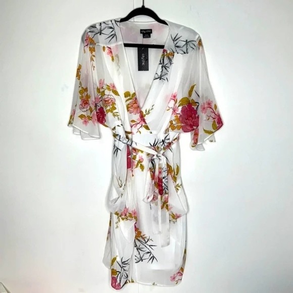 CITY Chic Wrap Dress Beloved Ivory floral boho‎ size S / 16 new! - Picture 3 of 11
